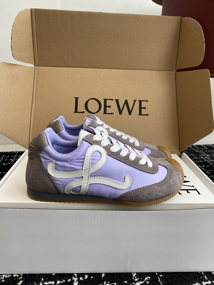 Loe*we Ballet Runner