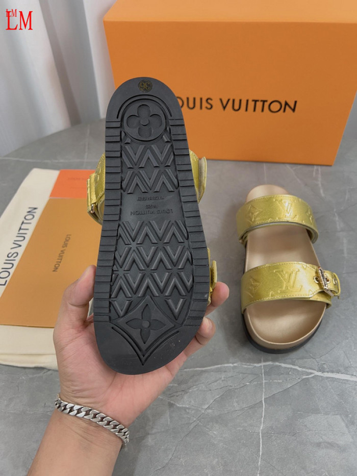 LV SANDALS