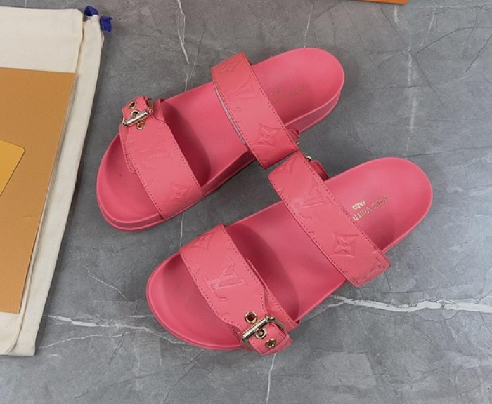 LV SANDALS
