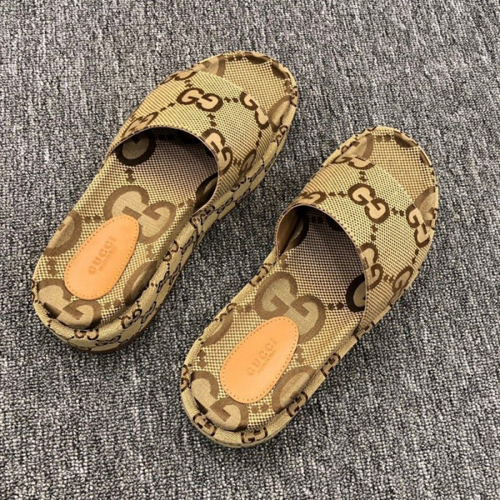 GUCC SANDALS