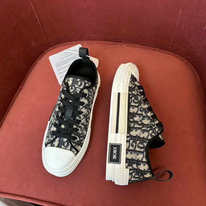 DIOR B23 Oblique Sneaker
