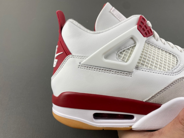 Air Jordan 4 Retro 