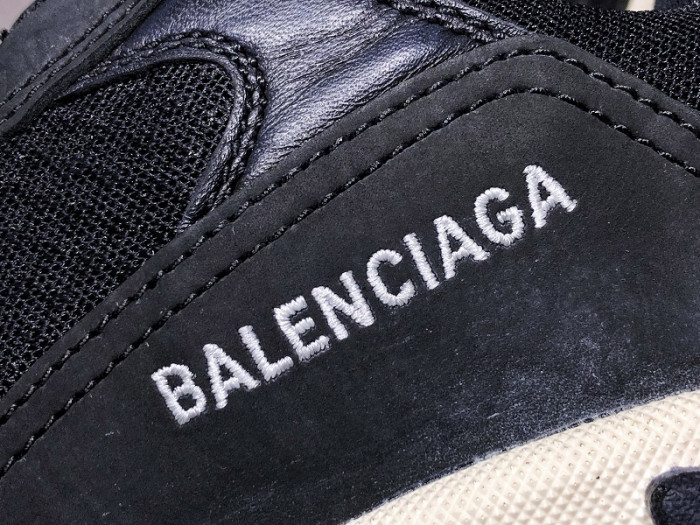 blcg sneaker triple.s.gomma 656686w06g011001