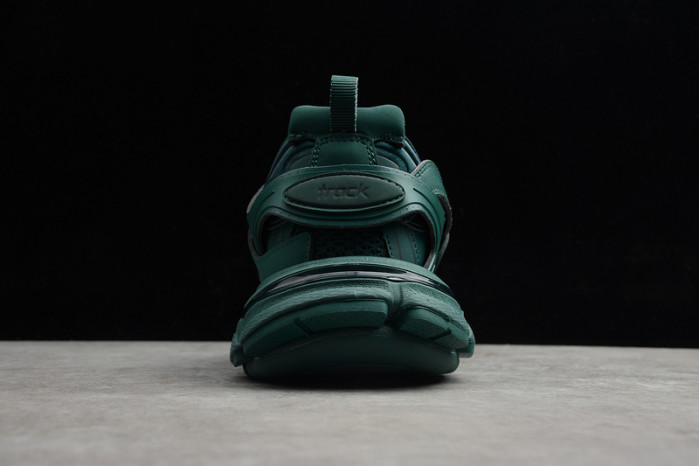 blcg track trainer dark green 542023-w2la1-3004