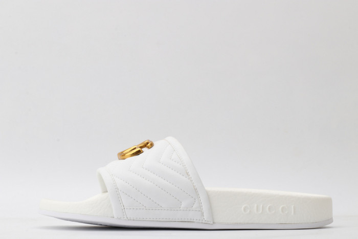 GUCC SANDALS